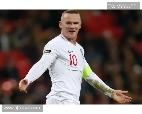 全球足球巨星汇聚一堂探秘他们的传奇故事与精彩瞬间