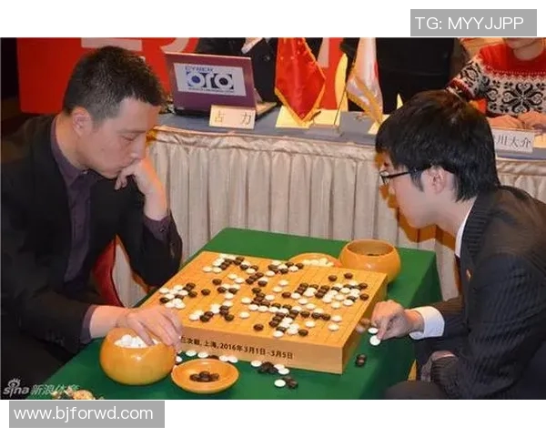 武汉篮球队与成都篮球队赛后复盘团队协作的精彩瞬间与反思分析 武汉篮球队与成都篮球队赛后复盘团队协作的精彩瞬间与反思分析