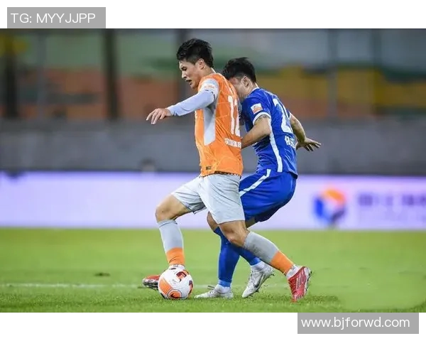 深圳足球队强势领跑城市联赛积分榜以63分稳居第一名 深圳足球队强势领跑城市联赛积分榜以63分稳居第一名